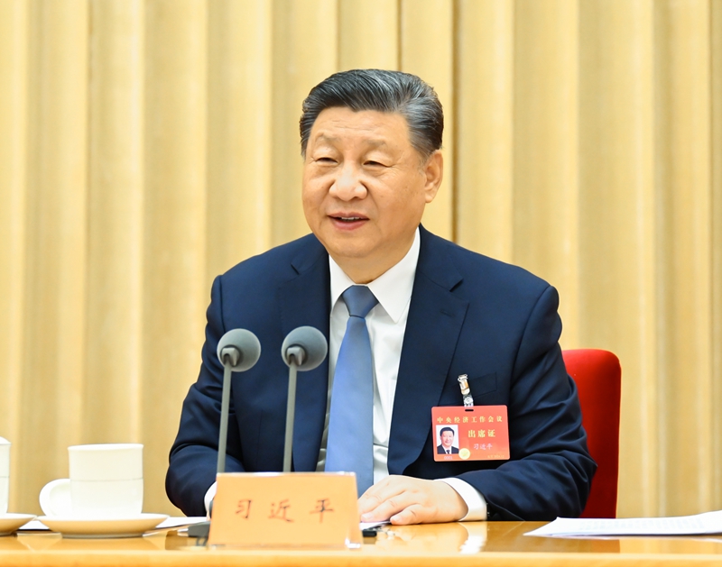 ??12月11日至12日，中央經(jīng)濟工作會議在北京舉行。中共中央總書記、國家主席、中央軍委主席習近平出席會議并發(fā)表重要講話。